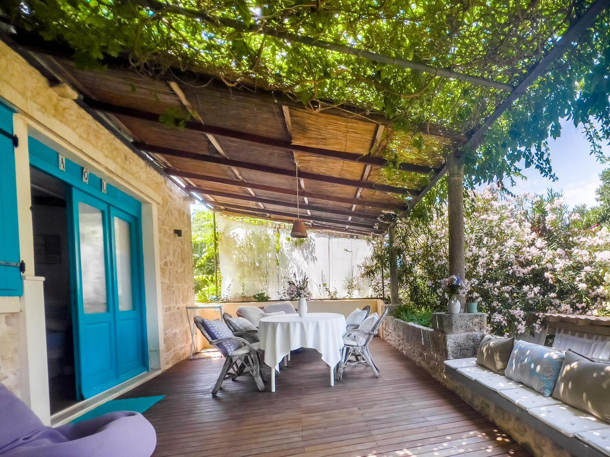 Eco Aparthotel The Dreamers'S Club Lumbarda Exterior photo